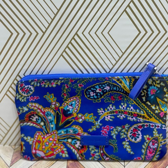 Vera‎ Bradley zipper pouch C2 - Picture 1 of 4